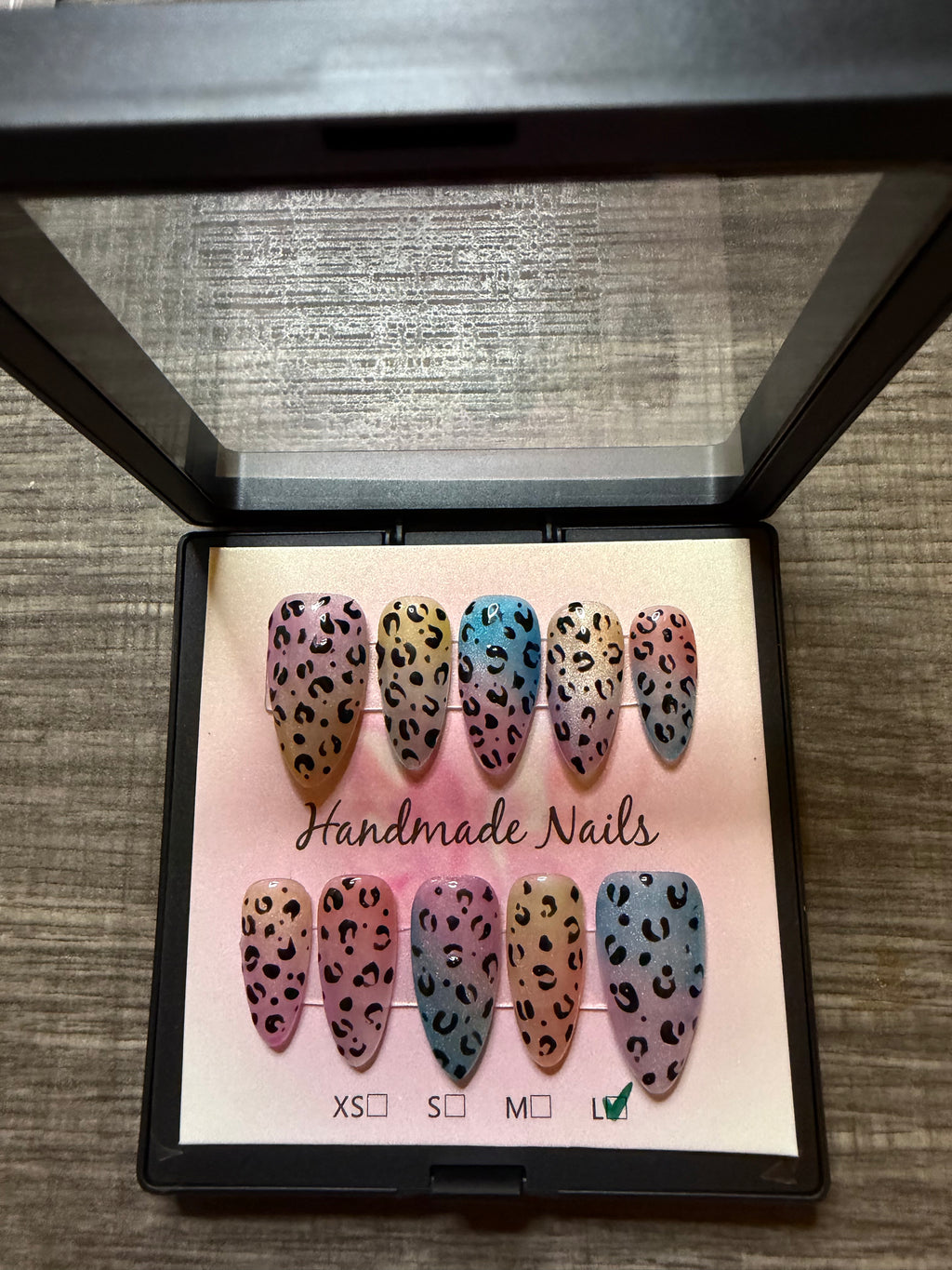 Pastel Wild colorful leopard print press on nails