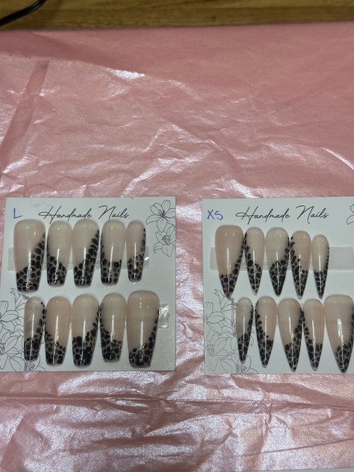 Black Lace French handmade press-on nails