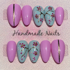Close-up of Desert Bloom — Handmade Press-On Nails press-on nail set