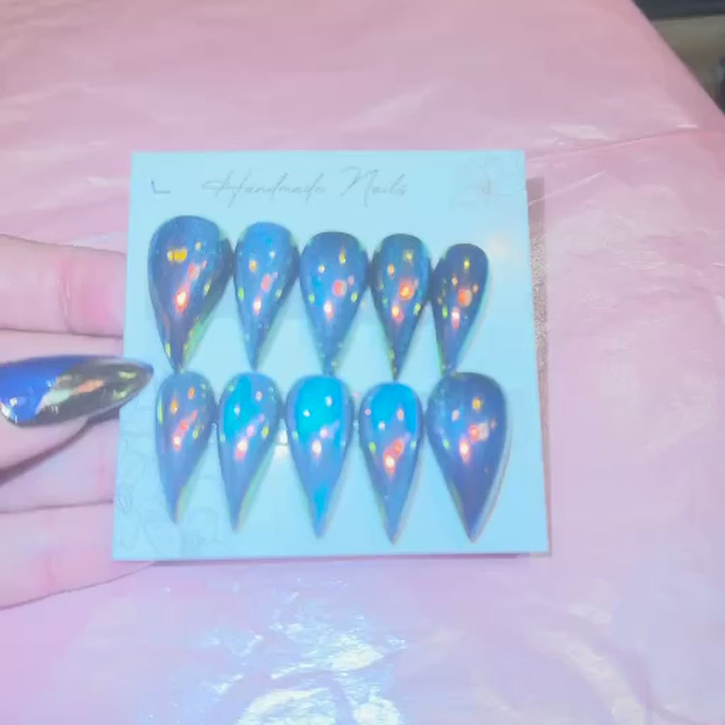 Midnight Inferno Claws moving product close-up