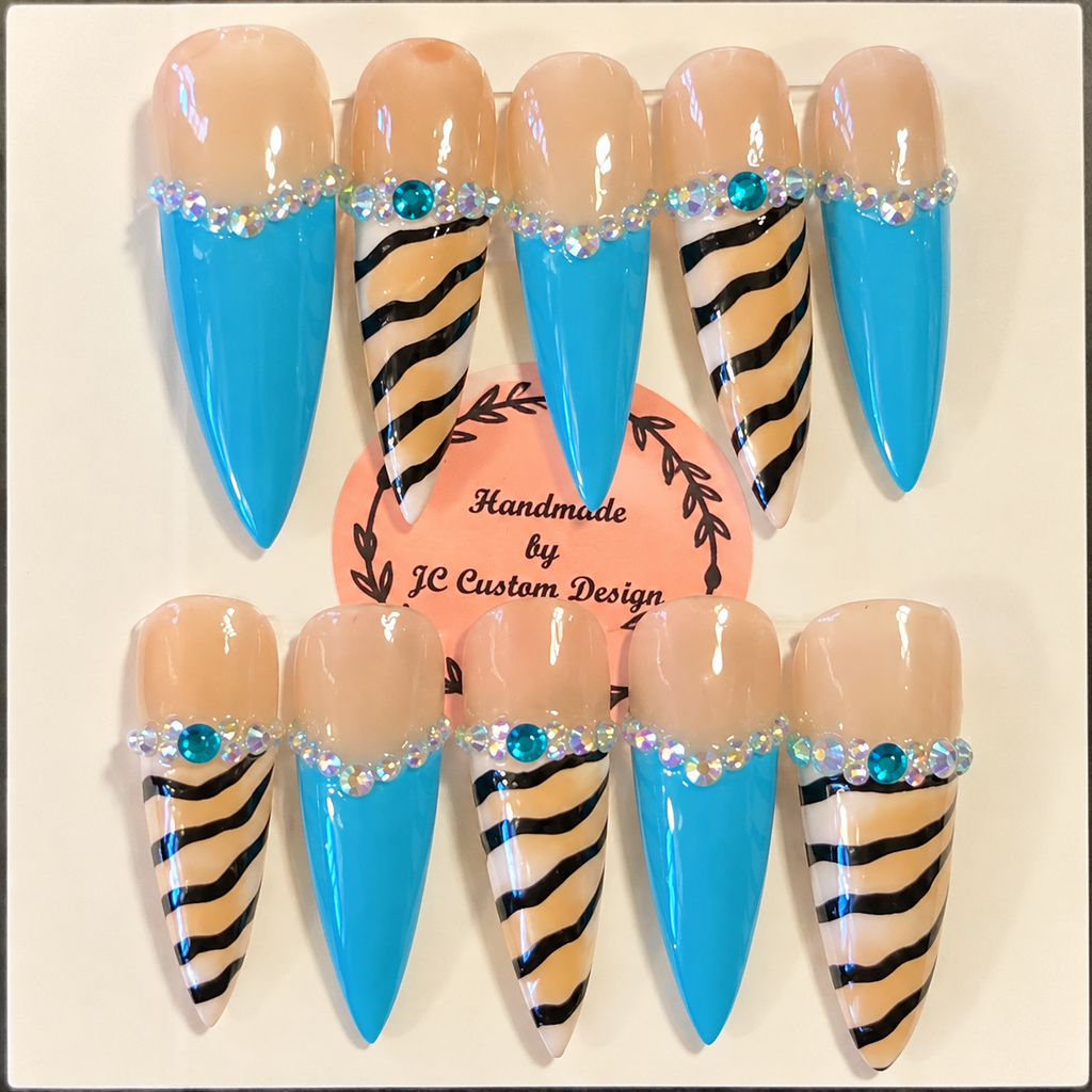 Close-up of Turquoise Wild press-on nail set